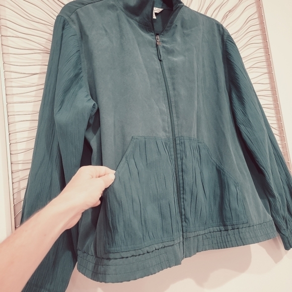 Blast Studio Green Crinkle Texture Zip Front Light Weight Jacket Petite Large - Picture 10 of 11